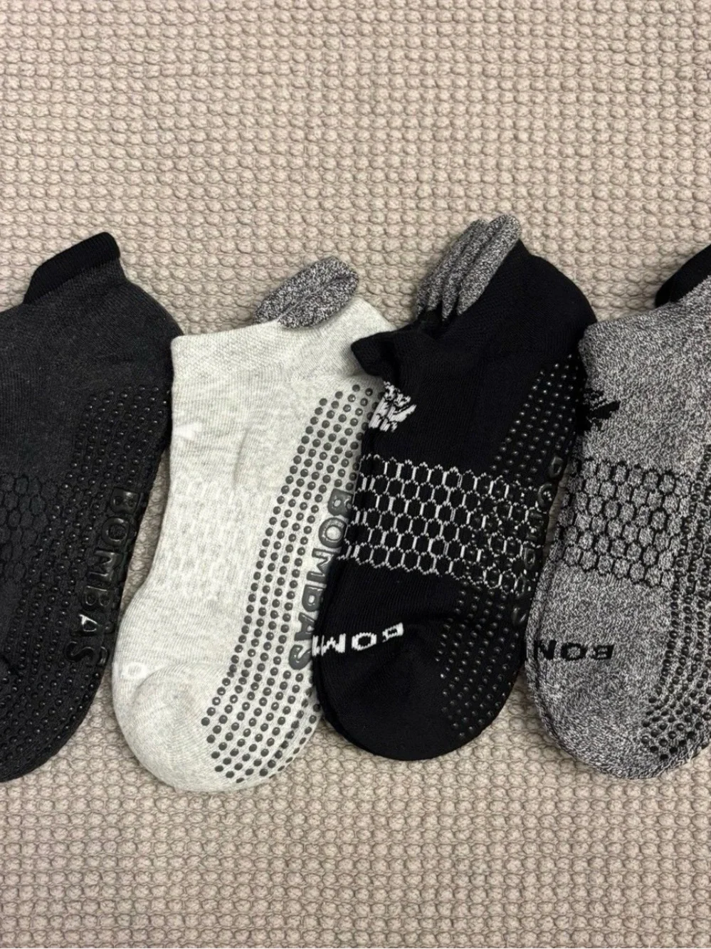 Bombas Gripper Ankle Sock (M) 4-Pack NWT